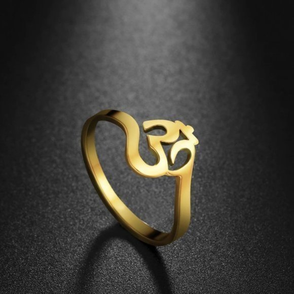 Om Symbol Gold Ring - Picture 2 of 3